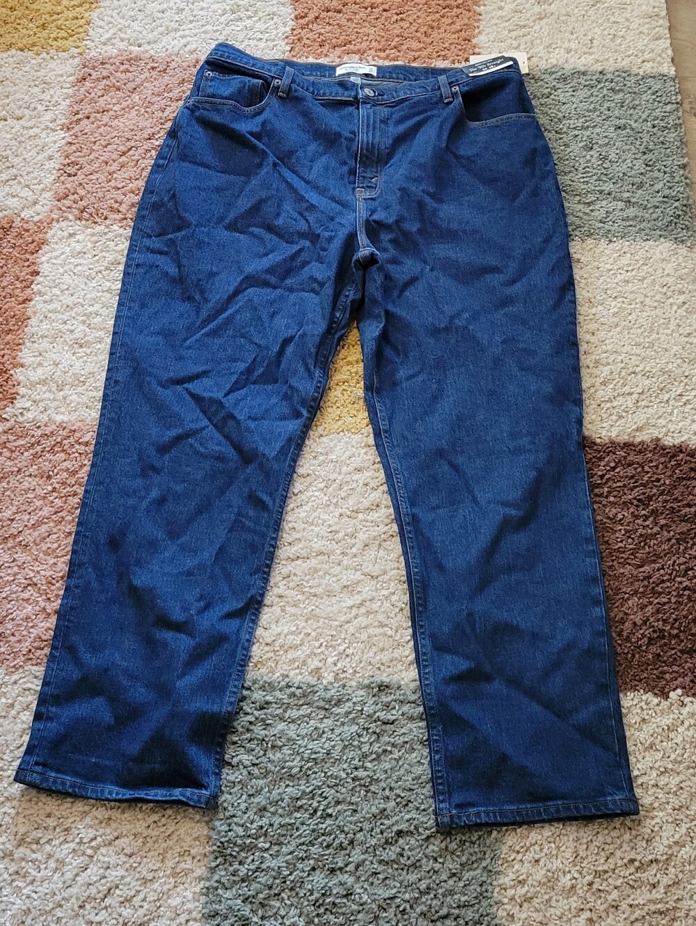 A&F Women'sCurve Love Ultra High Rise 90s Straight Jean - Size 34 Short